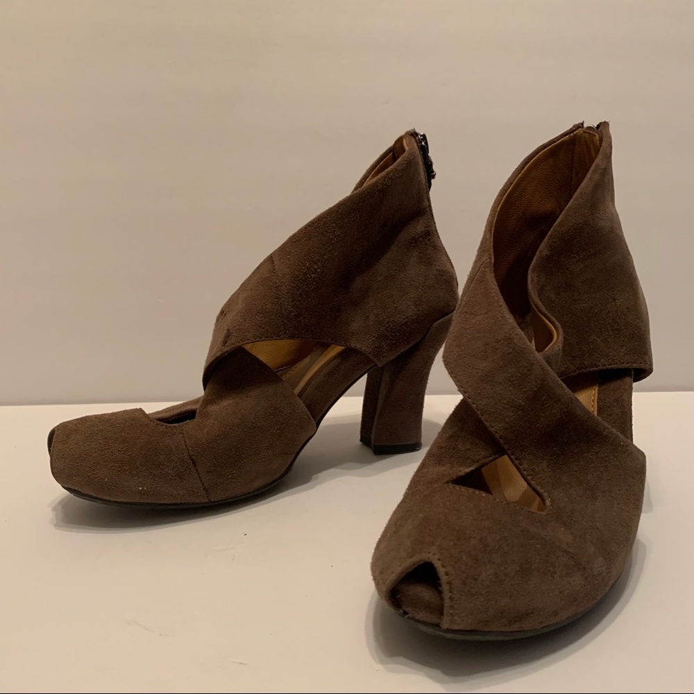 Earthies Syriana heel